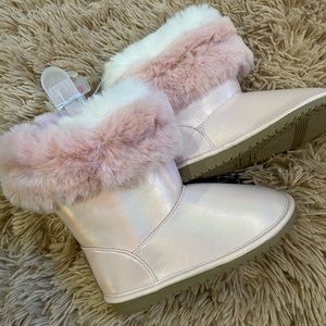 Childrens Place sz 11 booties